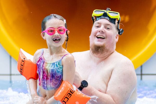 gezinszwemmen-header-1300x560